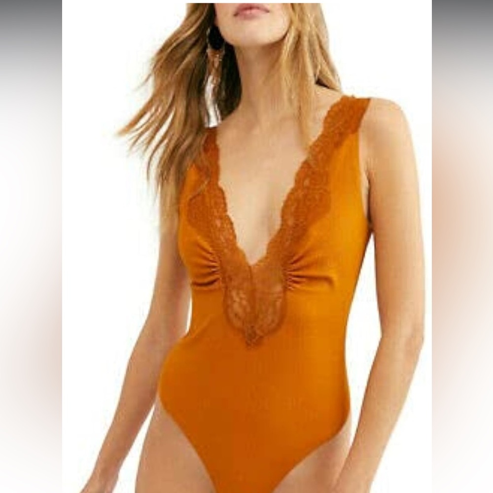 Free People two body suits with lace size small new without tags